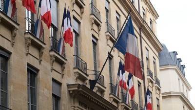 Французские военные поддержали письмо правительству о "распаде" республики