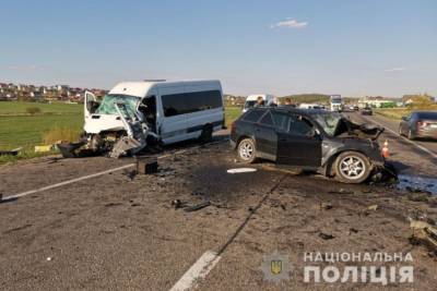 В жуткой аварии на трассе Киев-Чоп погибла целая семья