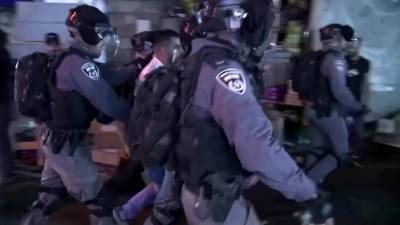 Число пострадавших при столкновениях в Иерусалиме превысило 170