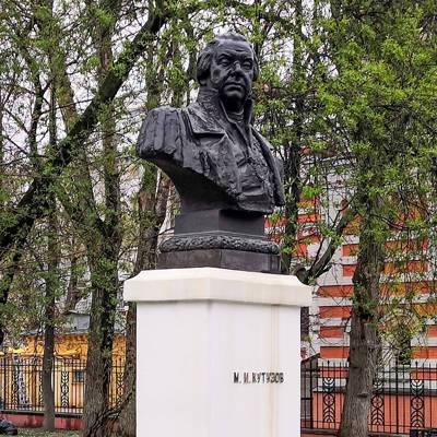 Бюст Михаила Кутузова в Москве отреставрируют к 210-летию Отечественной войны 1812-го года