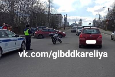 За выходные на дорогах Карелии пострадали четыре человека, двое погибли