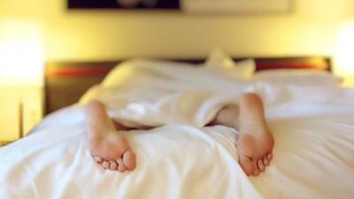 Группа ученых выяснила, как не переедать перед сном