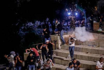 При столкновениях с полицией в Восточном Иерусалиме пострадали 278 палестинцев