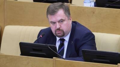 Депутат Морозов призвал рассматривать "дело Врбетице" в юридической плоскости