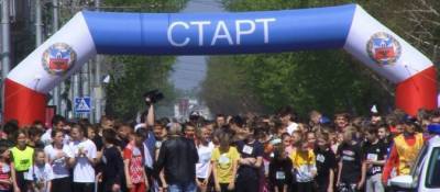 В Барнауле более трех тысяч человек поучаствовали в забеге «Кольцо победы»