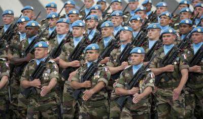 Французские военные предупредили правительство о нарастающей угрозе исламизма