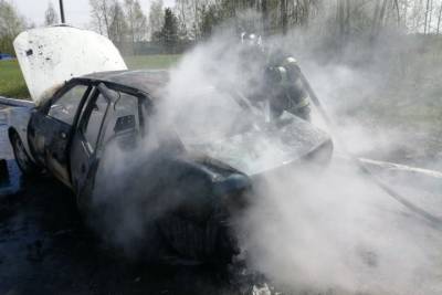 В Александрове полностью сгорел легковой автомобиль