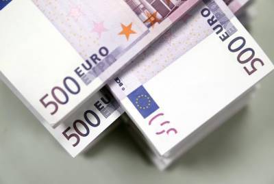 В Евросоюзе намерены запретить наличные расчеты на сумму более 10 тысяч евро