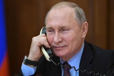 Путин и Алиев поздравили друг друга с Днем Победы в ходе телефонного разговора