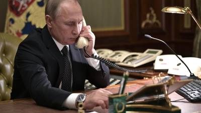 Путин провел телефонный разговор с президентом Киргизии