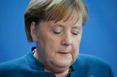 Меркель считает, что сохранение памяти о погибших при нацизме – вечная обязанность