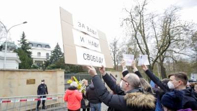 Чехия потребует от России миллиард крон за взрывы во Врбетице