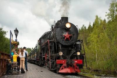 В парк «Рускеала» в мае отправятся 20 дополнительных рейсов ретропоезда