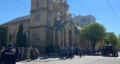 На Полтавщине попрощались с военным, который умер после ранения на Донбассе