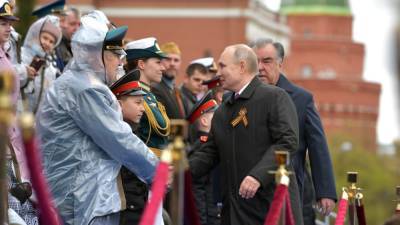 В Польше "расшифровали сигнал" Путина странам Запада во время парада Победы в Москве