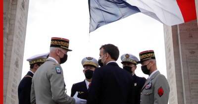 Более 150 тыс. человек поддержали обращение военных к властям Франции