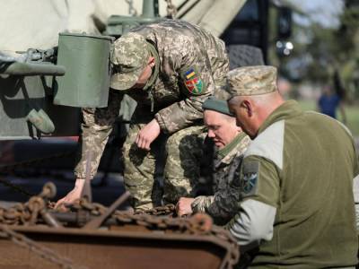 Боевики на Донбассе обстреляли позиции украинских военных из минометов 120-го калибра – штаб ООС