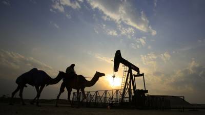 В Кувейте вспыхнул пожар на одном из крупнейших в мире месторождений нефти: есть пострадавшие