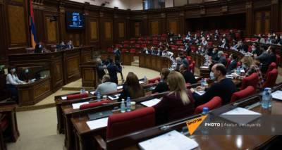 Парламент Армении повторно не избрал Никола Пашиняна премьером
