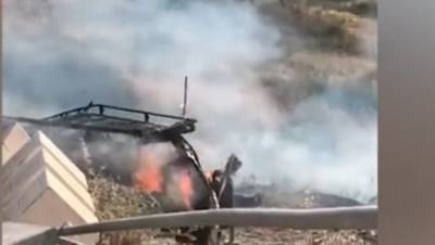 Видео: ракета из Газы попала в машину израильтянина, он ранен