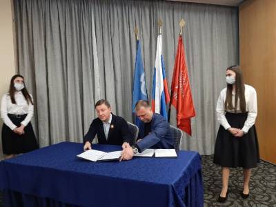 «Союз добровольцев Донбасса» и «Единая Россия» подписали соглашение о сотрудничестве