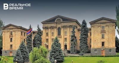 В Армении распустили парламент — он вновь не смог избрать нового премьер-министра