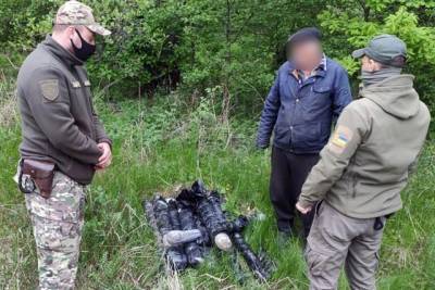 У Станицы Луганской задержаны сталкеры с рапирами
