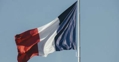 Свыше 160 тысяч французов поддержали письмо военных к властям