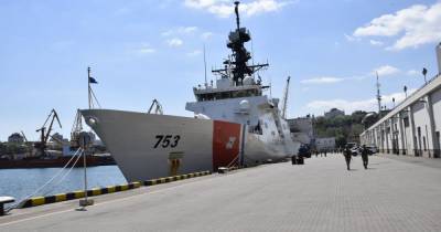 Американский фрегат в Черном море: как "Гамильтон" встречали в Одессе