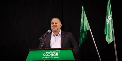Правительство единства под угрозой: Аббас заморозил переговоры с “блоком перемен”