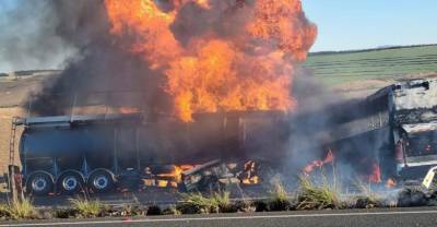 Взорвался бензовоз: в ЮАР семь человек погибли в жуткой аварии