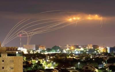 Израиль в ответ на ракетный обстрел атаковал сектор Газа