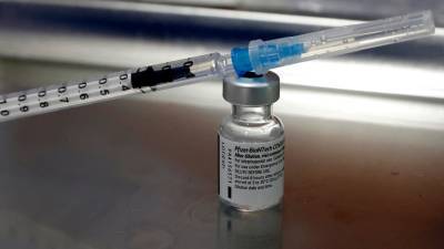 FDA разрешило использовать вакцину Pfizer для прививки подростков