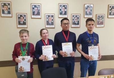В Южно-Сахалинске определили призеров блиц-турнира по шахматам