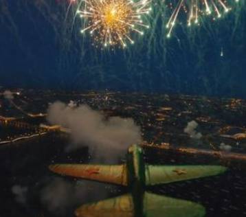 В Петербурге сняли салют ко Дню Победы с модели военного самолета