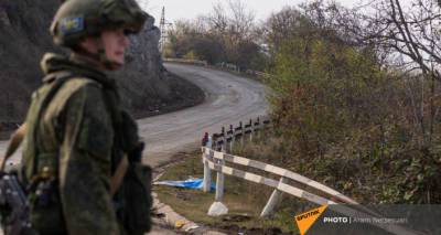 Российские миротворцы патрулируют около 50 километров дороги в Лачинском коридоре