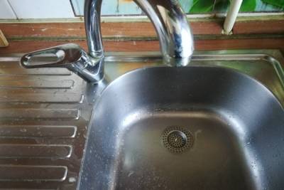 В Оренбурге из-за перебоев с электричеством снижался напор воды в квартирах