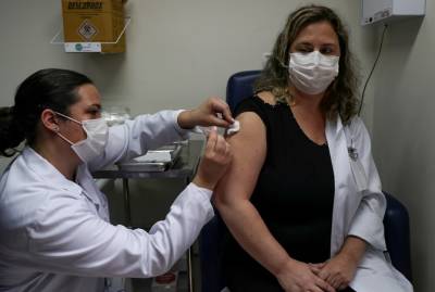 В Украину поступит в два раза больше вакцины Pfizer, чем планировалось