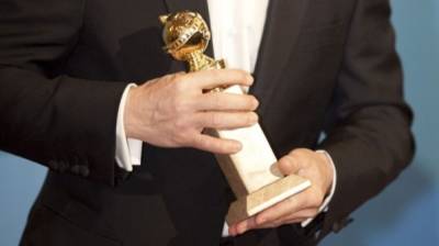 Актер Том Круз в знак протеста вернул статуэтки "Золотого глобуса" организаторам