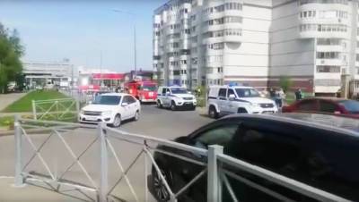 Взрыв произошел в школе в Казани, где школьник открыл стрельбу