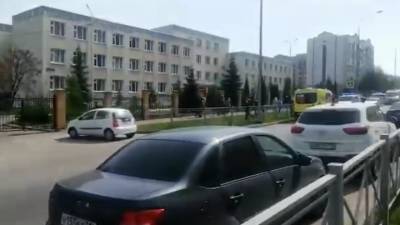 Стрельбу в школе Казани устроил один из учеников, число погибших выросло