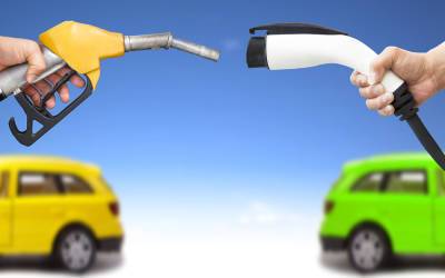 Бензин, газ, электричество: подсчитали, на чем дешевле ездить