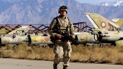 Сжигают мосты: армия США в Афганистане уничтожает свое оборудование