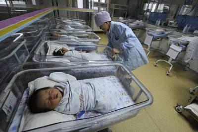В Китае зафиксировали самые низкие темпы рождаемости за последние десятилетия