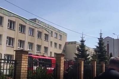 «Как в рубашке родилась»: школьница рассказала о гимназии в Казани в которой произошла стрельба