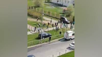 ФАН ведет прямую трансляцию с места стрельбы в казанской гимназии