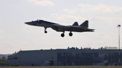 Военный летчик объяснил превосходство Су-57 над F-35