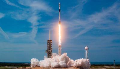 SpaceX в десятый раз запустила и посадила одну и ту же первую ступень ракеты Falcon 9