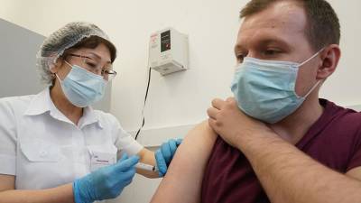 Около 900 тыс. жителей Подмосковья сделали прививку от коронавируса