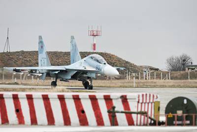 Российский Су-30 встретил самолеты Франции над Черным морем